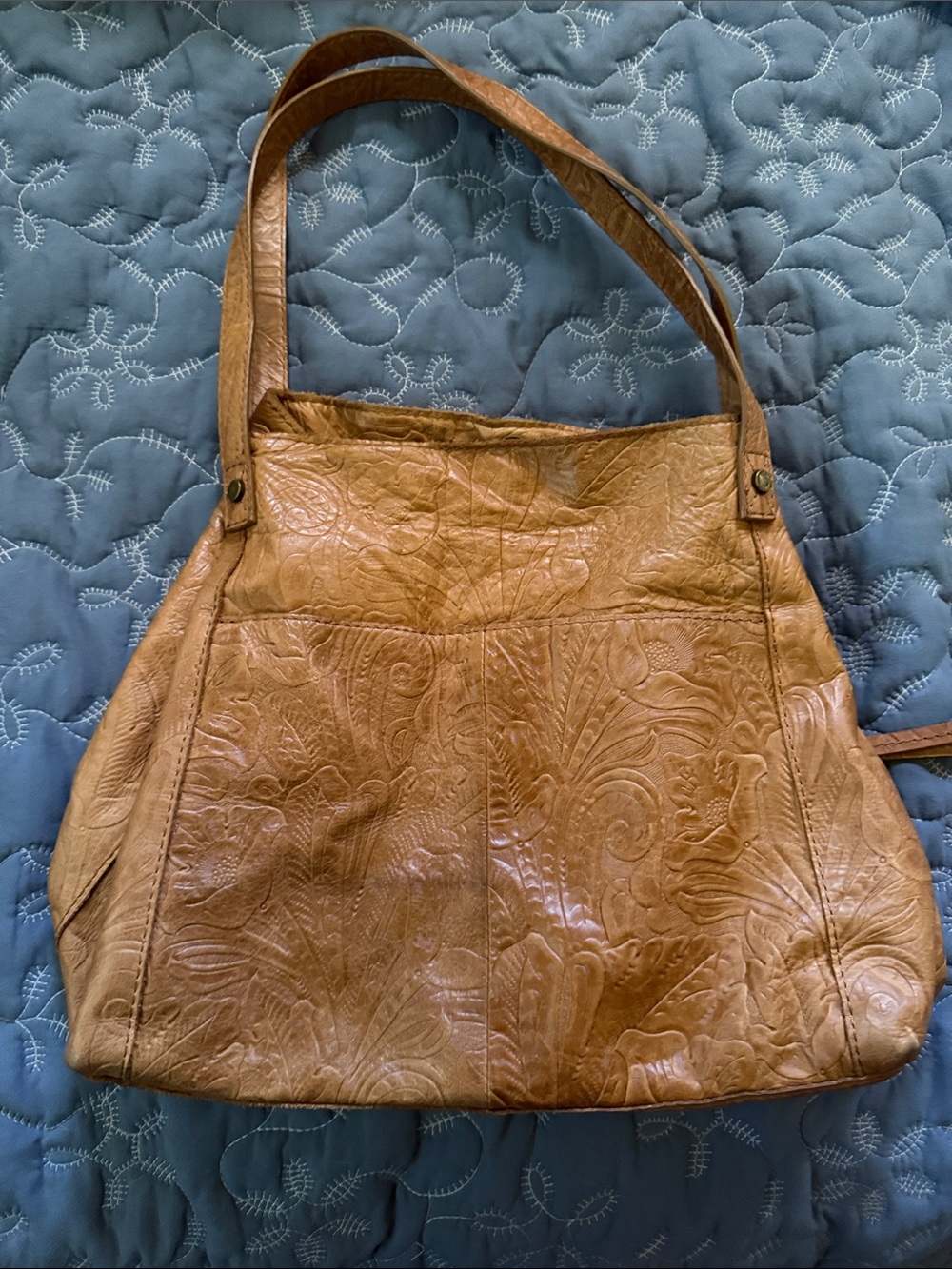 American Leather- Embossed Tan Leather Shoulder Bag - Classic Everyday Carr